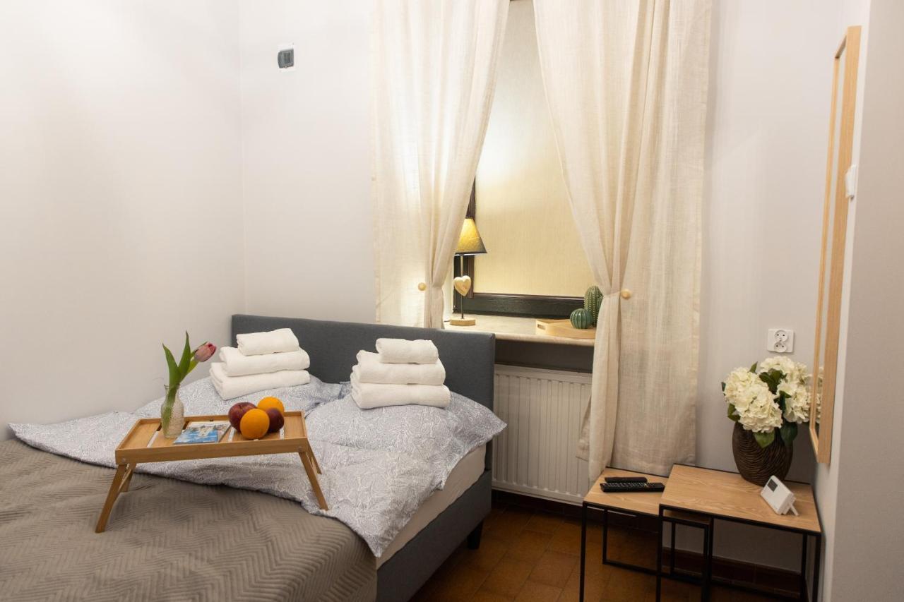 Appartement Apartament Centrum à Rzeszów Extérieur photo